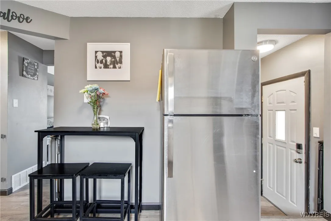 109 Currier Avenue, Cheektowaga, New York 14212, Cheektowaga, New York 14212, 3 Bedrooms Bedrooms, 5 Rooms Rooms,1 BathroomBathrooms,Residential,Closed,109 Currier Avenue, Cheektowaga, New York 14212,0,B1627967