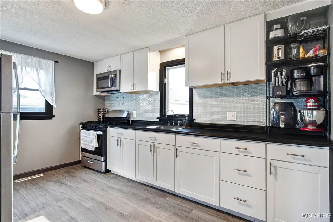 109 Currier Avenue, Cheektowaga, New York 14212, Cheektowaga, New York 14212, 3 Bedrooms Bedrooms, 5 Rooms Rooms,1 BathroomBathrooms,Residential,Closed,109 Currier Avenue, Cheektowaga, New York 14212,0,B1627967