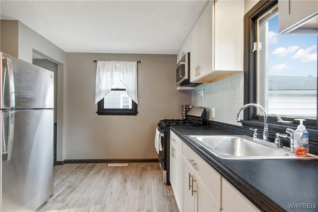 109 Currier Avenue, Cheektowaga, New York 14212, Cheektowaga, New York 14212, 3 Bedrooms Bedrooms, 5 Rooms Rooms,1 BathroomBathrooms,Residential,Closed,109 Currier Avenue, Cheektowaga, New York 14212,0,B1627967