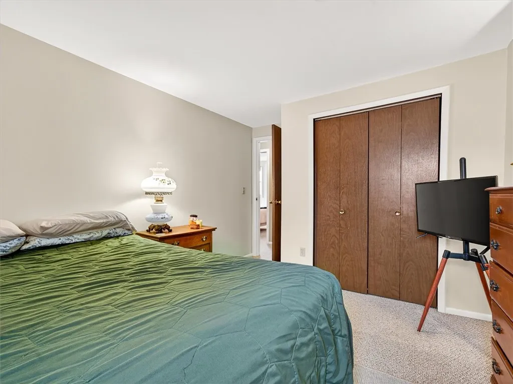 8000a Marlin Drive A, Clay, New York 13041, Clay, New York 13041, 3 Bedrooms Bedrooms, 6 Rooms Rooms,1 BathroomBathrooms,Residential,Closed,8000a Marlin Drive A, Clay, New York 13041,0,R1626872