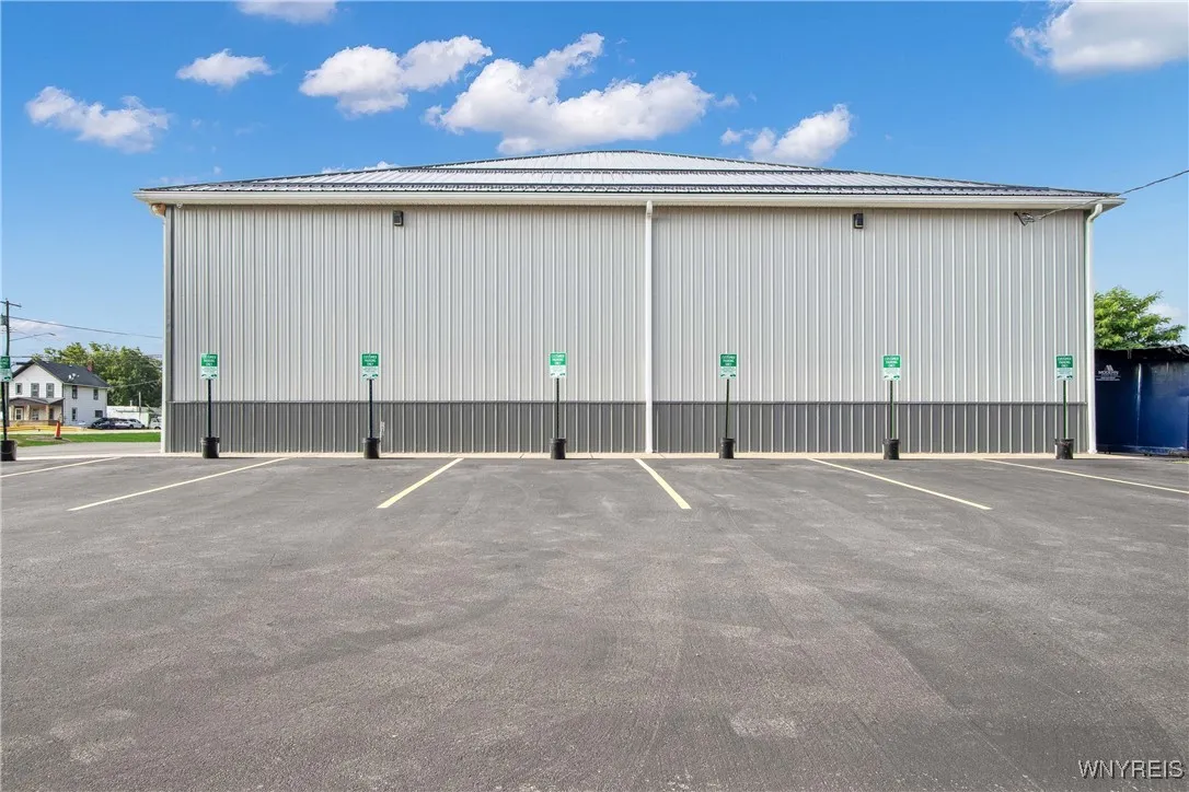 13394 Broadway Street, Alden, New York 14004, Alden, New York 14004, ,Commercial Sale,For Sale,13394 Broadway Street, Alden, New York 14004,0,B1628778