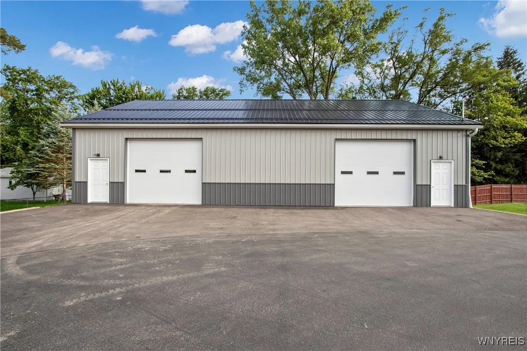 13394 Broadway Street, Alden, New York 14004, Alden, New York 14004, ,Commercial Sale,For Sale,13394 Broadway Street, Alden, New York 14004,0,B1628778