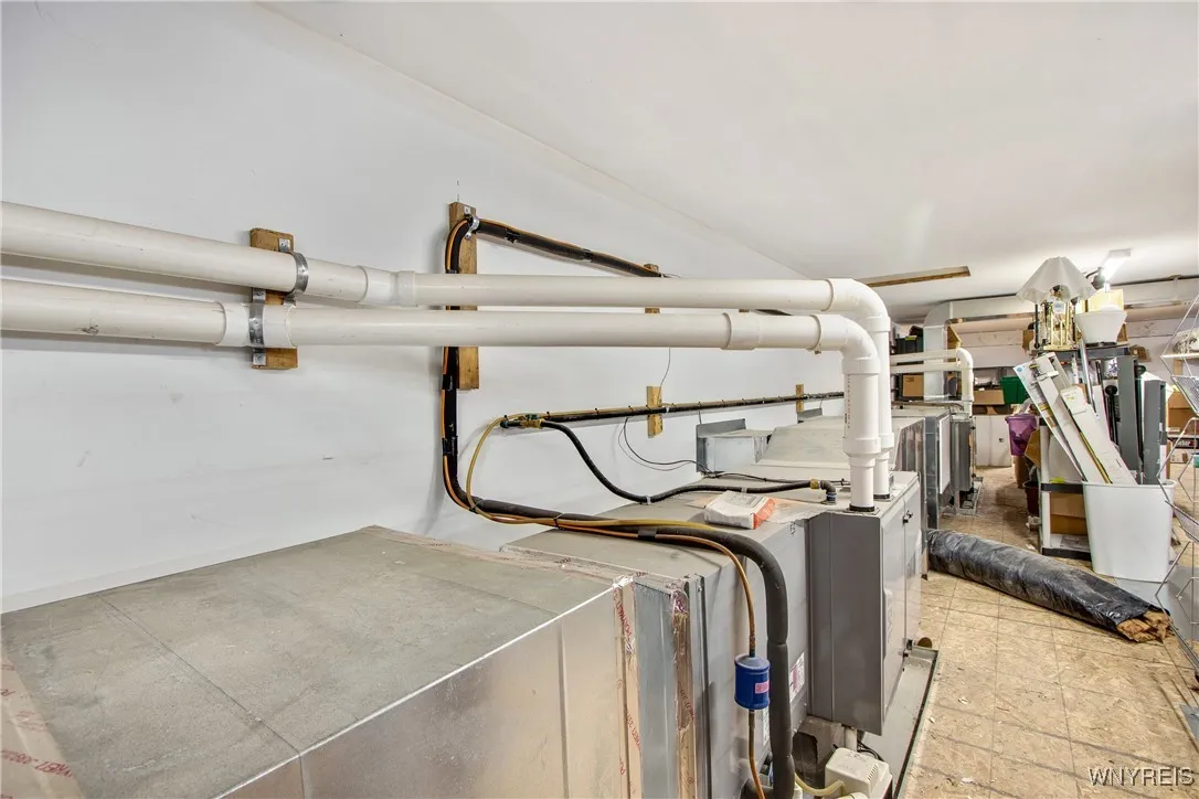 13394 Broadway Street, Alden, New York 14004, Alden, New York 14004, ,Commercial Sale,For Sale,13394 Broadway Street, Alden, New York 14004,0,B1628778