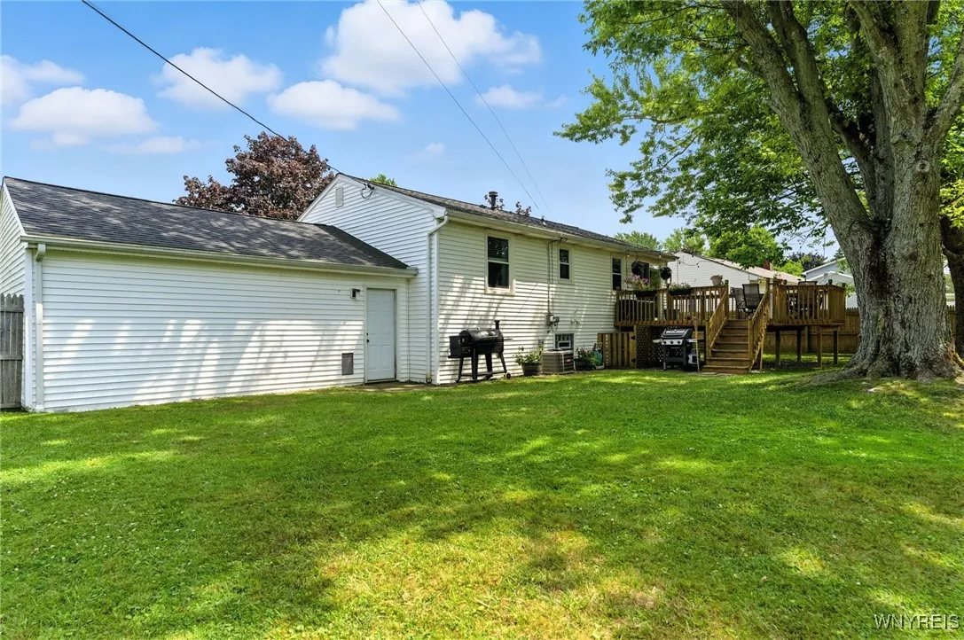 112 Brookwood Drive, Hamburg, New York 14075, Hamburg, New York 14075, 3 Bedrooms Bedrooms, 7 Rooms Rooms,1 BathroomBathrooms,Residential,Closed,112 Brookwood Drive, Hamburg, New York 14075,0,B1628252