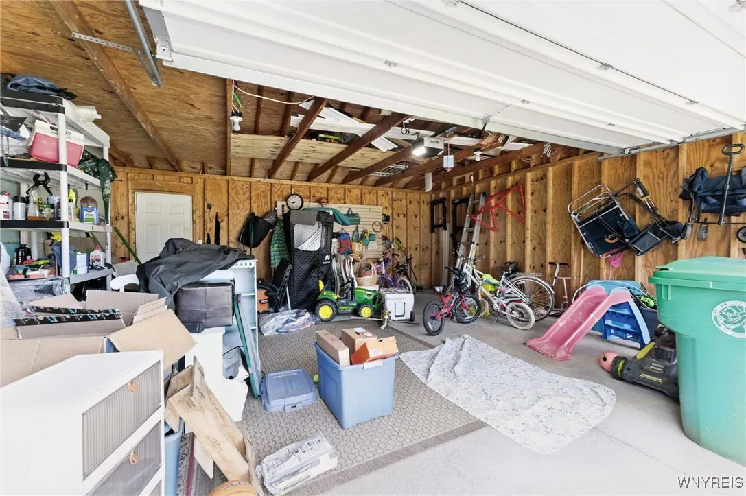 112 Brookwood Drive, Hamburg, New York 14075, Hamburg, New York 14075, 3 Bedrooms Bedrooms, 7 Rooms Rooms,1 BathroomBathrooms,Residential,Closed,112 Brookwood Drive, Hamburg, New York 14075,0,B1628252