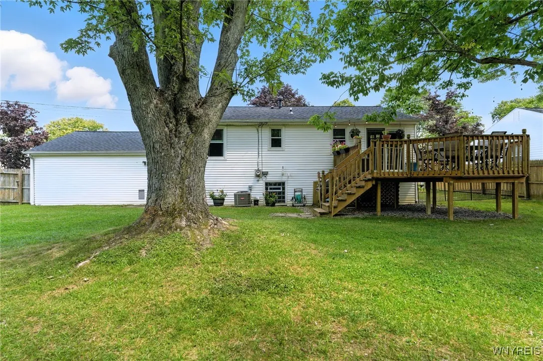 112 Brookwood Drive, Hamburg, New York 14075, Hamburg, New York 14075, 3 Bedrooms Bedrooms, 7 Rooms Rooms,1 BathroomBathrooms,Residential,Closed,112 Brookwood Drive, Hamburg, New York 14075,0,B1628252