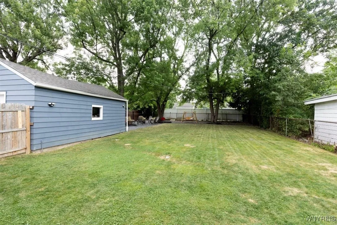 369 Faraday Road, Tonawanda, New York 14223, Tonawanda, New York 14223, 3 Bedrooms Bedrooms, 5 Rooms Rooms,1 BathroomBathrooms,Residential,Closed,369 Faraday Road, Tonawanda, New York 14223,0,B1628578