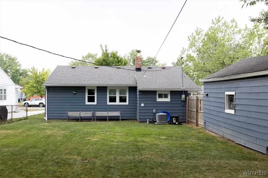 369 Faraday Road, Tonawanda, New York 14223, Tonawanda, New York 14223, 3 Bedrooms Bedrooms, 5 Rooms Rooms,1 BathroomBathrooms,Residential,Closed,369 Faraday Road, Tonawanda, New York 14223,0,B1628578