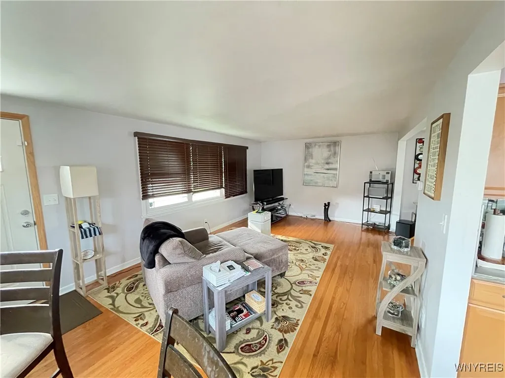 41 Marion Road, Amherst, New York 14226, Amherst, New York 14226, 3 Bedrooms Bedrooms, 5 Rooms Rooms,1 BathroomBathrooms,Residential,For Sale,41 Marion Road, Amherst, New York 14226,B1628905