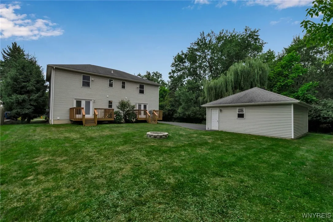 34 Kauderer Place, West Seneca, New York 14224, West Seneca, New York 14224, 6 Bedrooms Bedrooms, ,2 BathroomsBathrooms,Residential,Closed,34 Kauderer Place, West Seneca, New York 14224,0,B1628900