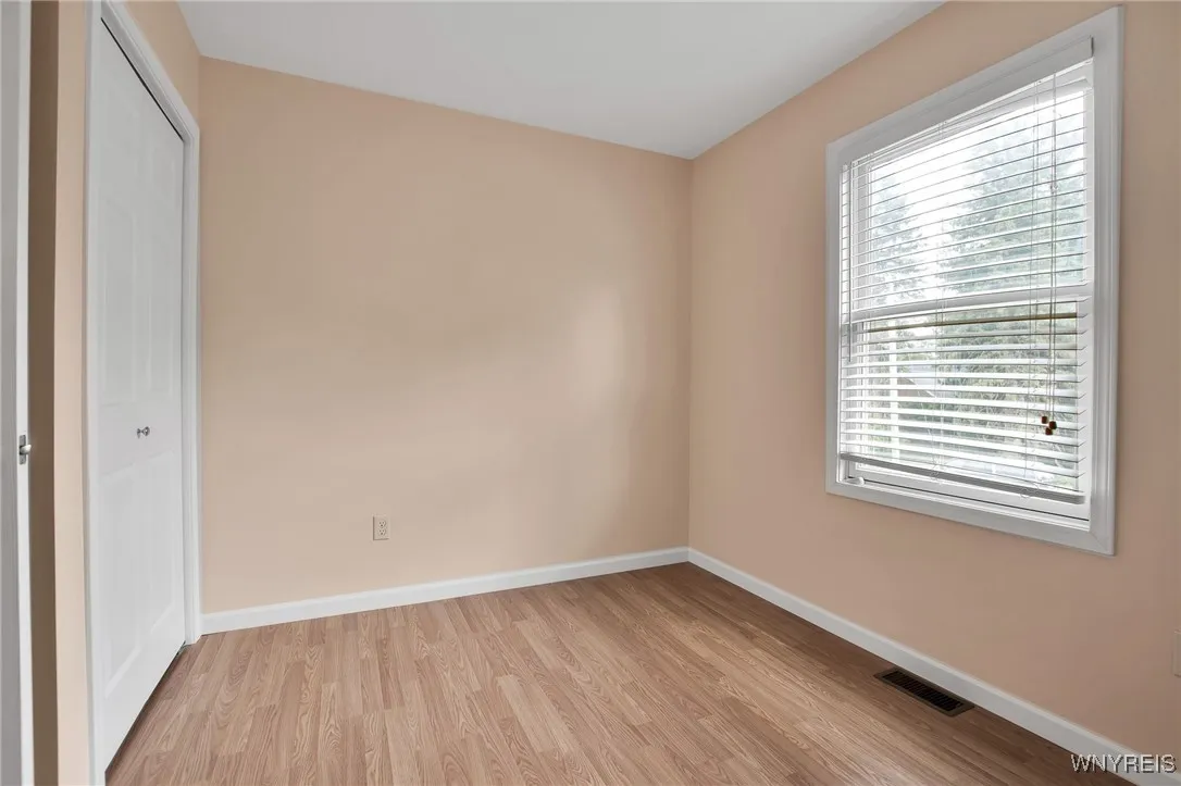 34 Kauderer Place, West Seneca, New York 14224, West Seneca, New York 14224, 6 Bedrooms Bedrooms, ,2 BathroomsBathrooms,Residential,Closed,34 Kauderer Place, West Seneca, New York 14224,0,B1628900