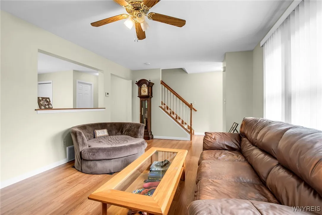 34 Kauderer Place, West Seneca, New York 14224, West Seneca, New York 14224, 6 Bedrooms Bedrooms, ,2 BathroomsBathrooms,Residential,Closed,34 Kauderer Place, West Seneca, New York 14224,0,B1628900