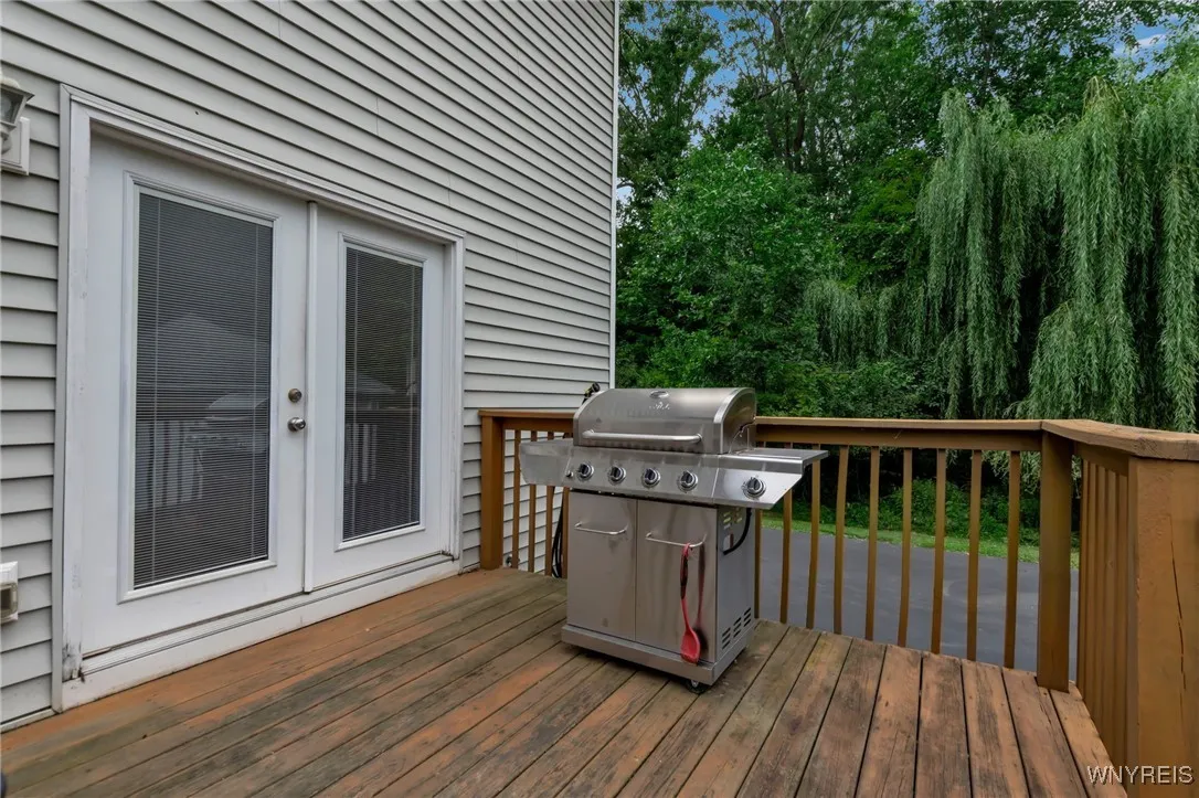 34 Kauderer Place, West Seneca, New York 14224, West Seneca, New York 14224, 6 Bedrooms Bedrooms, ,2 BathroomsBathrooms,Residential,Closed,34 Kauderer Place, West Seneca, New York 14224,0,B1628900