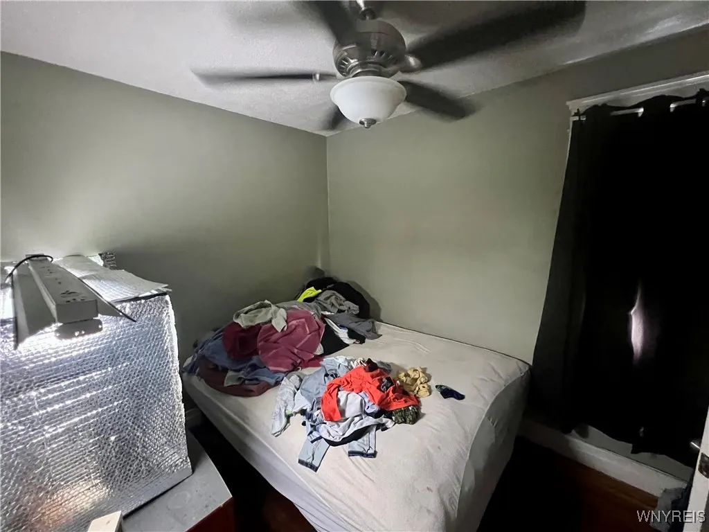 204 Condon Avenue, Buffalo, New York 14207, Buffalo, New York 14207, 6 Bedrooms Bedrooms, ,2 BathroomsBathrooms,Residential,For Sale,204 Condon Avenue, Buffalo, New York 14207,B1628805