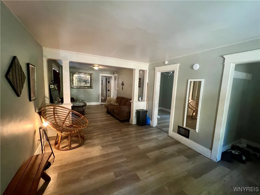 204 Condon Avenue, Buffalo, New York 14207, Buffalo, New York 14207, 6 Bedrooms Bedrooms, ,2 BathroomsBathrooms,Residential,For Sale,204 Condon Avenue, Buffalo, New York 14207,B1628805