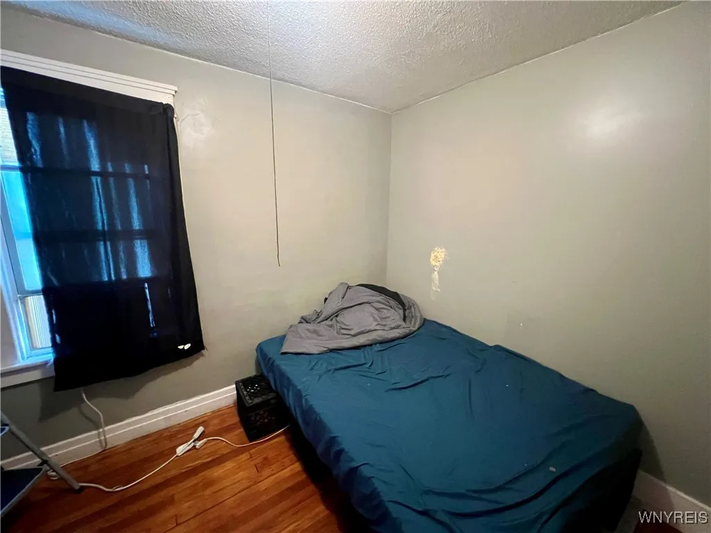 204 Condon Avenue, Buffalo, New York 14207, Buffalo, New York 14207, 6 Bedrooms Bedrooms, ,2 BathroomsBathrooms,Residential,For Sale,204 Condon Avenue, Buffalo, New York 14207,B1628805