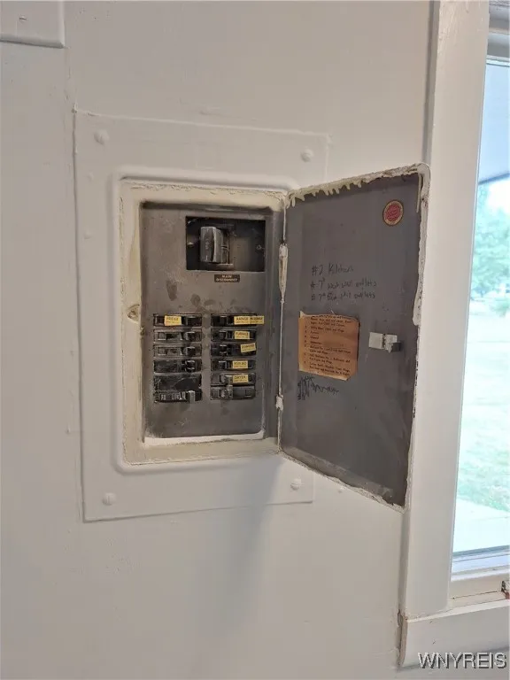 221 Beckwith Avenue, Niagara, New York 14304, Niagara, New York 14304, 4 Bedrooms Bedrooms, 6 Rooms Rooms,1 BathroomBathrooms,Residential,Closed,221 Beckwith Avenue, Niagara, New York 14304,0,B1628765