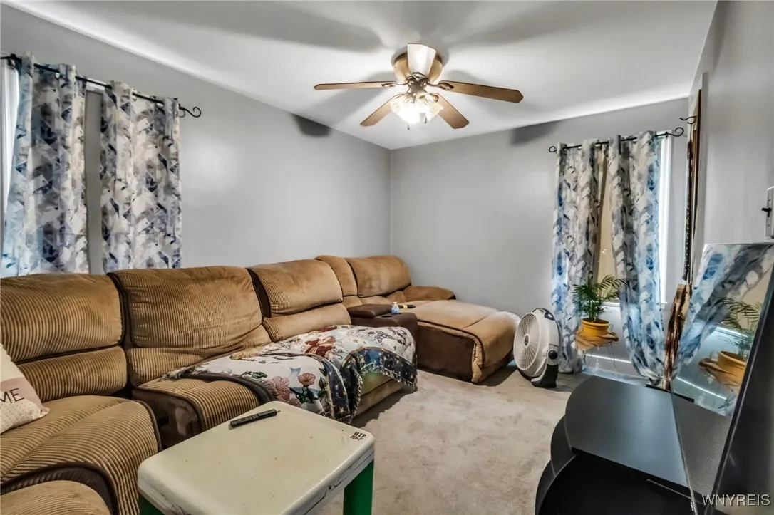 113 Colonial Avenue, Tonawanda, New York 14217, Tonawanda, New York 14217, 4 Bedrooms Bedrooms, 9 Rooms Rooms,2 BathroomsBathrooms,Residential,For Sale,113 Colonial Avenue, Tonawanda, New York 14217,B1628122