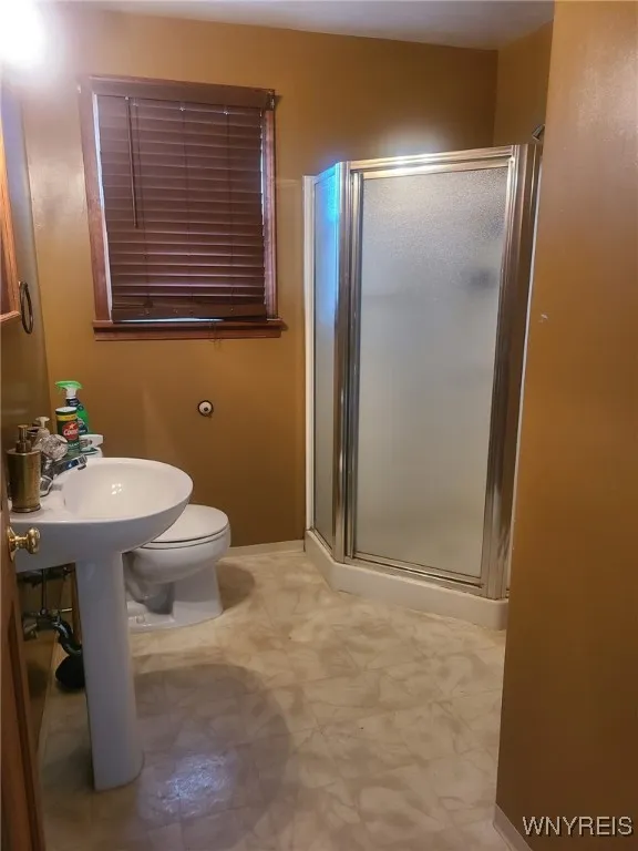 113 Colonial Avenue, Tonawanda, New York 14217, Tonawanda, New York 14217, 4 Bedrooms Bedrooms, 9 Rooms Rooms,2 BathroomsBathrooms,Residential,For Sale,113 Colonial Avenue, Tonawanda, New York 14217,B1628122