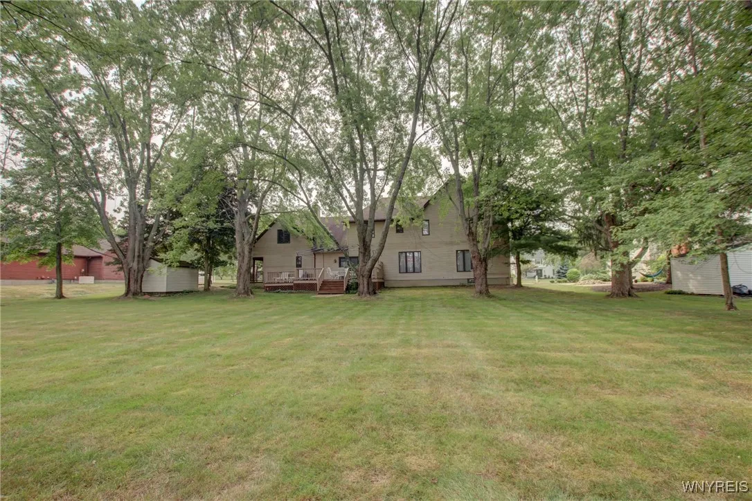 42 Fox Chapel Drive, Orchard Park, New York 14127, Orchard Park, New York 14127, 4 Bedrooms Bedrooms, 12 Rooms Rooms,2 BathroomsBathrooms,Residential,For Sale,42 Fox Chapel Drive, Orchard Park, New York 14127,B1628891