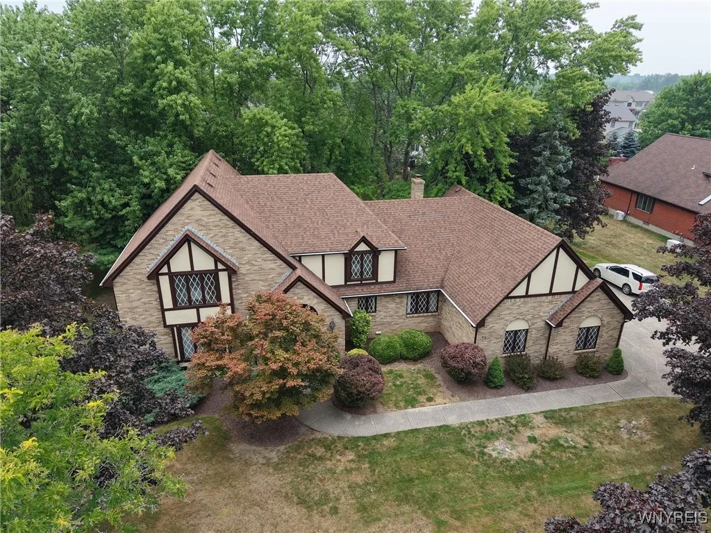 42 Fox Chapel Drive, Orchard Park, New York 14127, Orchard Park, New York 14127, 4 Bedrooms Bedrooms, 12 Rooms Rooms,2 BathroomsBathrooms,Residential,For Sale,42 Fox Chapel Drive, Orchard Park, New York 14127,B1628891