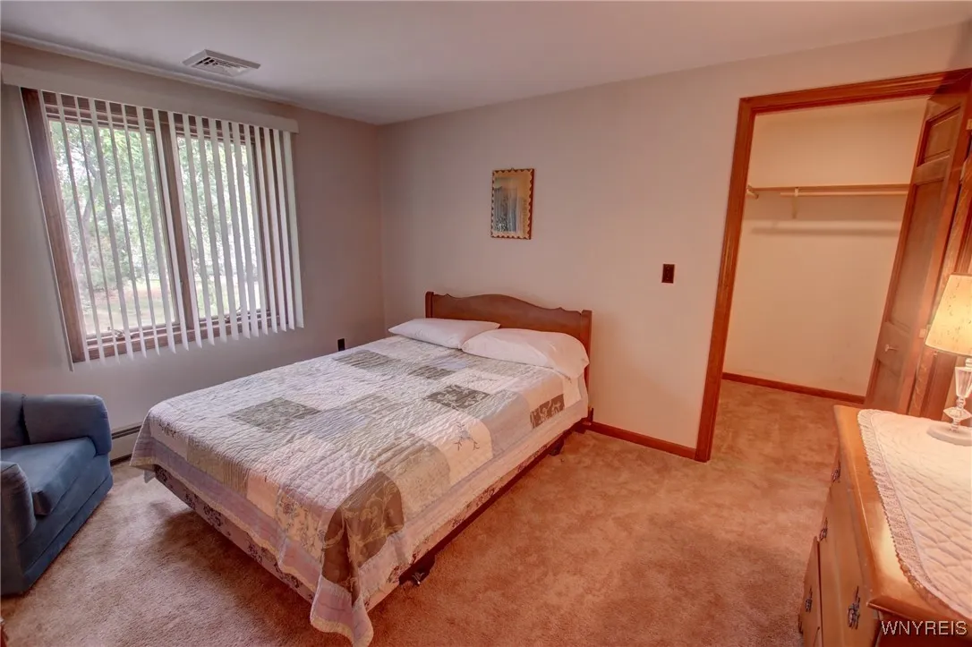 42 Fox Chapel Drive, Orchard Park, New York 14127, Orchard Park, New York 14127, 4 Bedrooms Bedrooms, 12 Rooms Rooms,2 BathroomsBathrooms,Residential,For Sale,42 Fox Chapel Drive, Orchard Park, New York 14127,B1628891