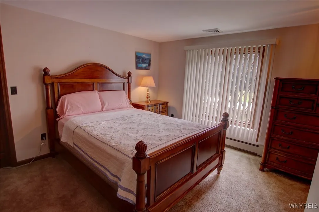 42 Fox Chapel Drive, Orchard Park, New York 14127, Orchard Park, New York 14127, 4 Bedrooms Bedrooms, 12 Rooms Rooms,2 BathroomsBathrooms,Residential,For Sale,42 Fox Chapel Drive, Orchard Park, New York 14127,B1628891