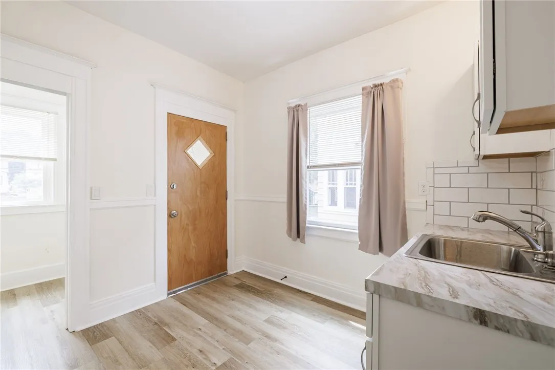 51 Penhurst Street, Rochester, New York 14619, Rochester, New York 14619, 3 Bedrooms Bedrooms, 6 Rooms Rooms,1 BathroomBathrooms,Residential,Closed,51 Penhurst Street, Rochester, New York 14619,0,R1628679
