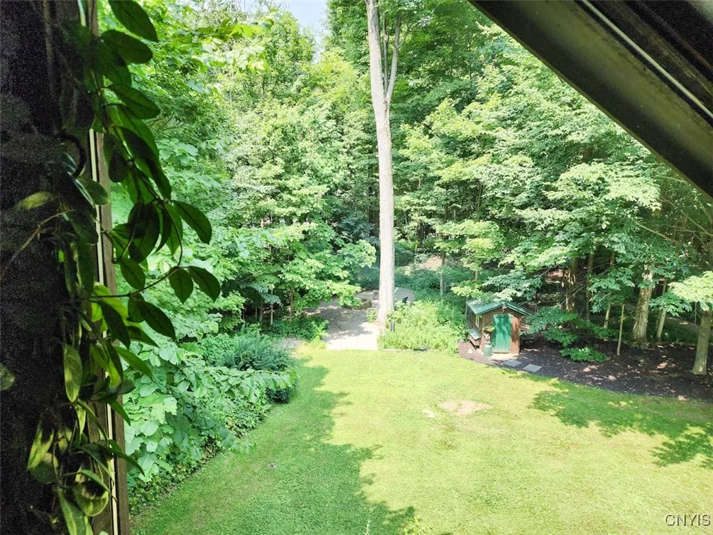 The view from the loft is so beautiful.