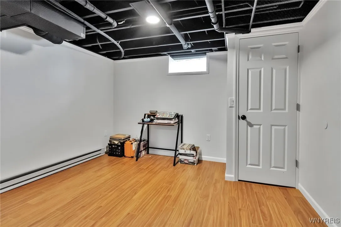 9 Evanshire Lane, Amherst, New York 14221, Amherst, New York 14221, 3 Bedrooms Bedrooms, 6 Rooms Rooms,3 BathroomsBathrooms,Residential,For Sale,9 Evanshire Lane, Amherst, New York 14221,B1628902