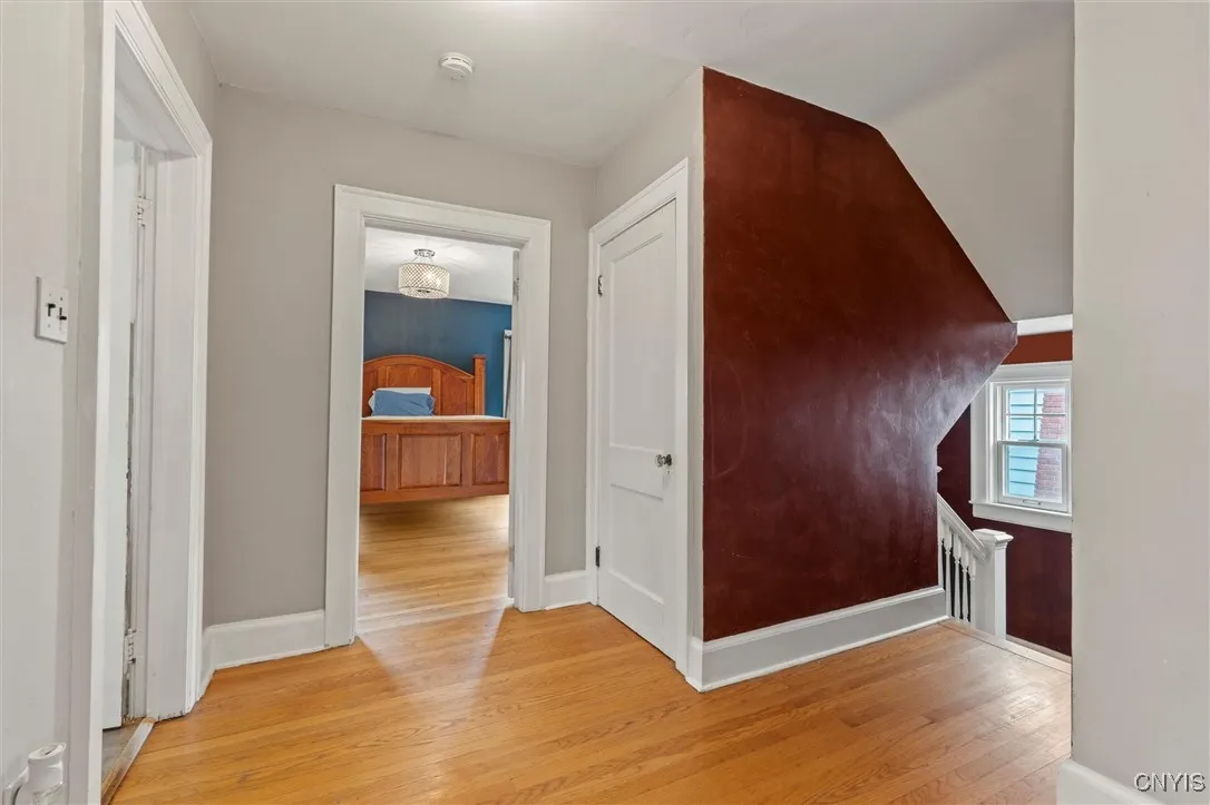 142 Hampton Road, Syracuse, New York 13203, Syracuse, New York 13203, 3 Bedrooms Bedrooms, 10 Rooms Rooms,1 BathroomBathrooms,Residential,For Sale,142 Hampton Road, Syracuse, New York 13203,0,S1628823