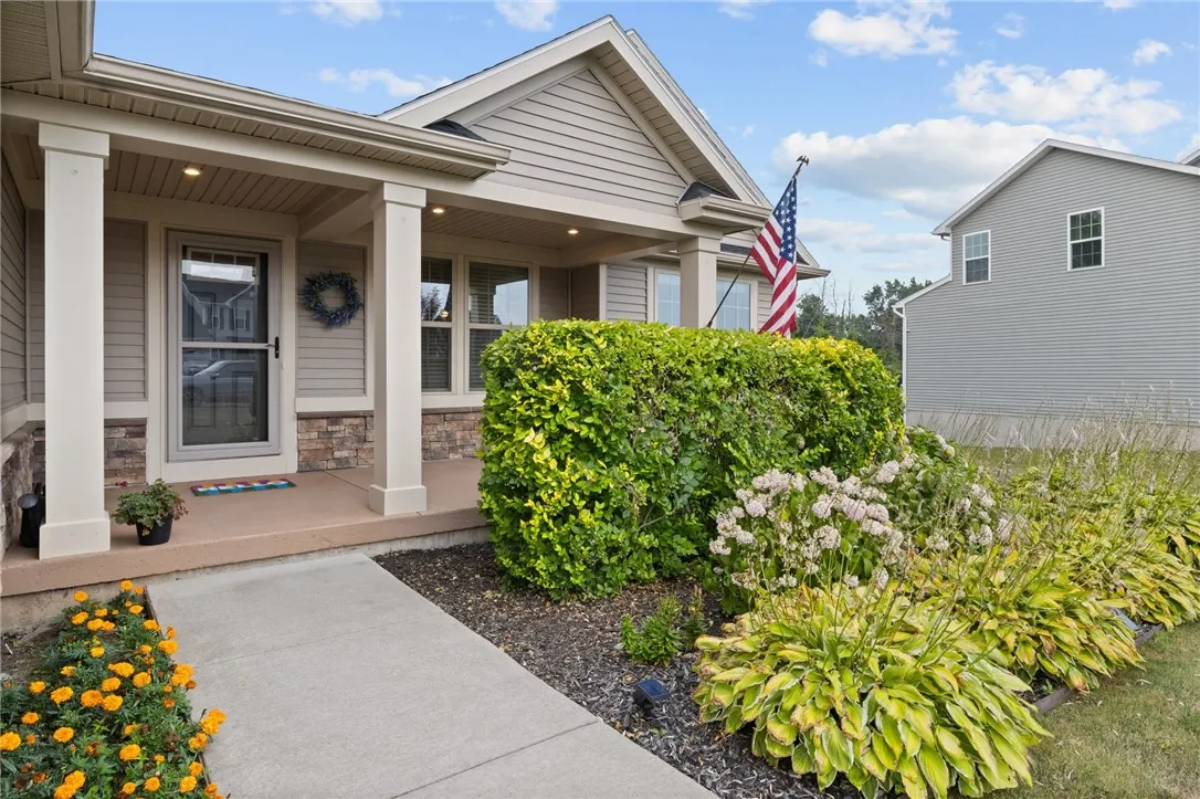 1814 Halesworth Lane, Webster, New York 14519, Webster, New York 14519, 3 Bedrooms Bedrooms, 7 Rooms Rooms,2 BathroomsBathrooms,Residential,Closed,1814 Halesworth Lane, Webster, New York 14519,0,R1628884