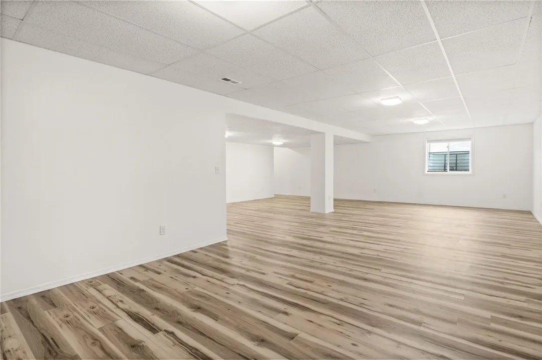 1814 Halesworth Lane, Webster, New York 14519, Webster, New York 14519, 3 Bedrooms Bedrooms, 7 Rooms Rooms,2 BathroomsBathrooms,Residential,Closed,1814 Halesworth Lane, Webster, New York 14519,0,R1628884