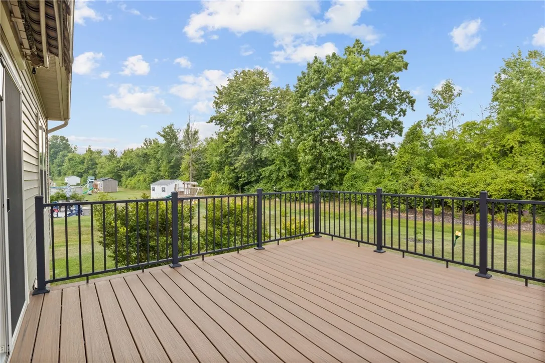 1814 Halesworth Lane, Webster, New York 14519, Webster, New York 14519, 3 Bedrooms Bedrooms, 7 Rooms Rooms,2 BathroomsBathrooms,Residential,Closed,1814 Halesworth Lane, Webster, New York 14519,0,R1628884