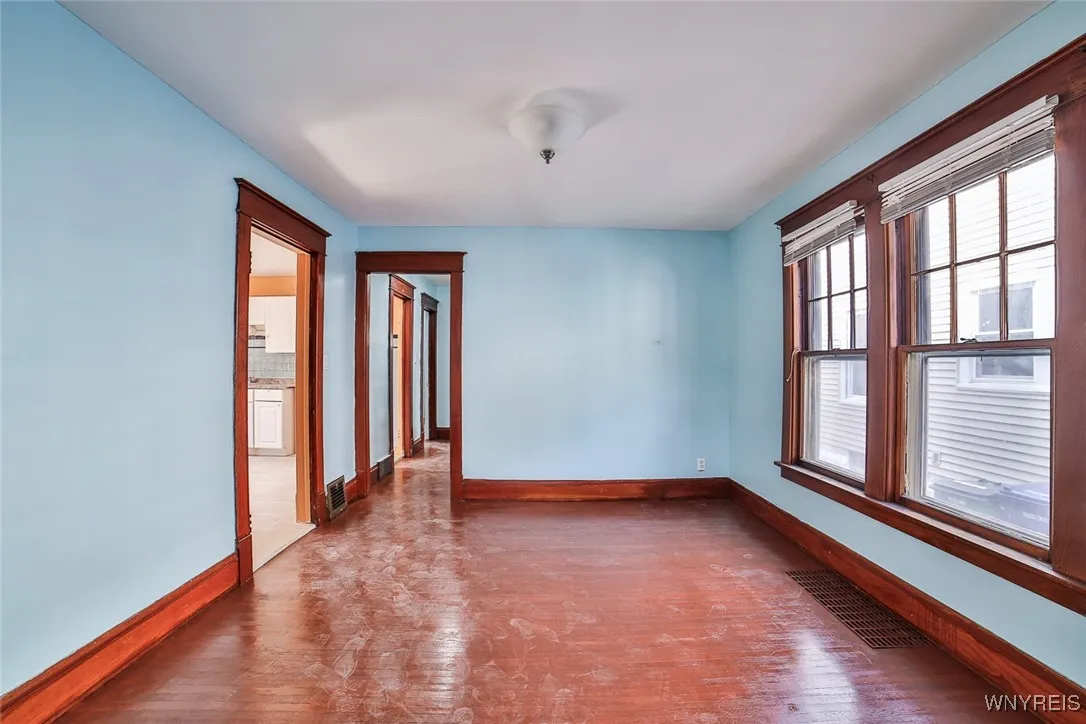 47 Weston Avenue, Buffalo, New York 14215, Buffalo, New York 14215, 4 Bedrooms Bedrooms, ,2 BathroomsBathrooms,Residential,Closed,47 Weston Avenue, Buffalo, New York 14215,0,B1628680