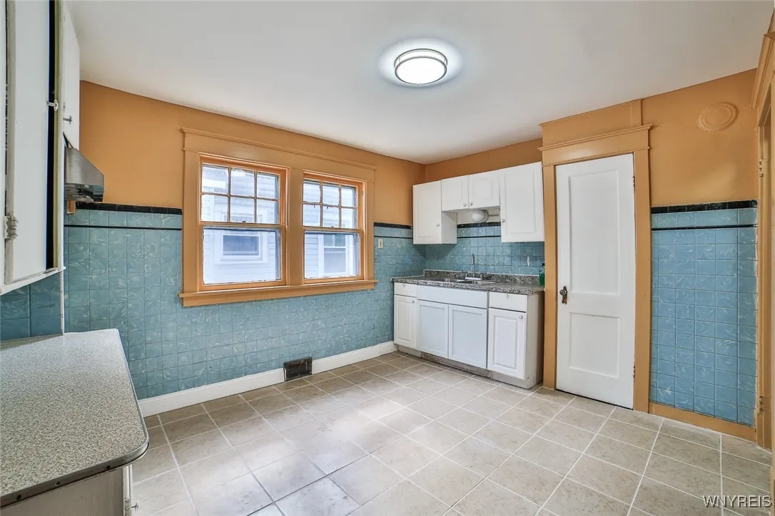 47 Weston Avenue, Buffalo, New York 14215, Buffalo, New York 14215, 4 Bedrooms Bedrooms, ,2 BathroomsBathrooms,Residential,Closed,47 Weston Avenue, Buffalo, New York 14215,0,B1628680