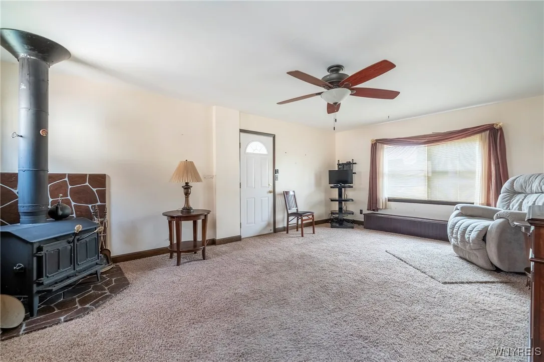 241 Willett St, Buffalo, New York 14206, Buffalo, New York 14206, 5 Bedrooms Bedrooms, ,2 BathroomsBathrooms,Residential,For Sale,241 Willett St, Buffalo, New York 14206,B1628764