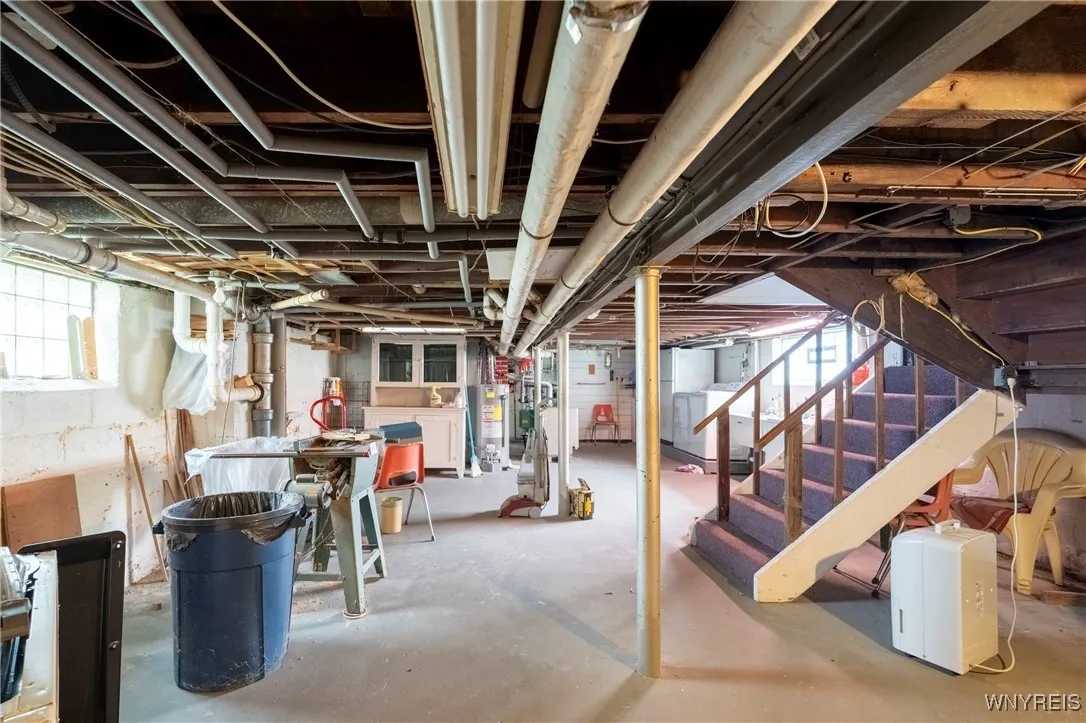 241 Willett St, Buffalo, New York 14206, Buffalo, New York 14206, 5 Bedrooms Bedrooms, ,2 BathroomsBathrooms,Residential,For Sale,241 Willett St, Buffalo, New York 14206,B1628764