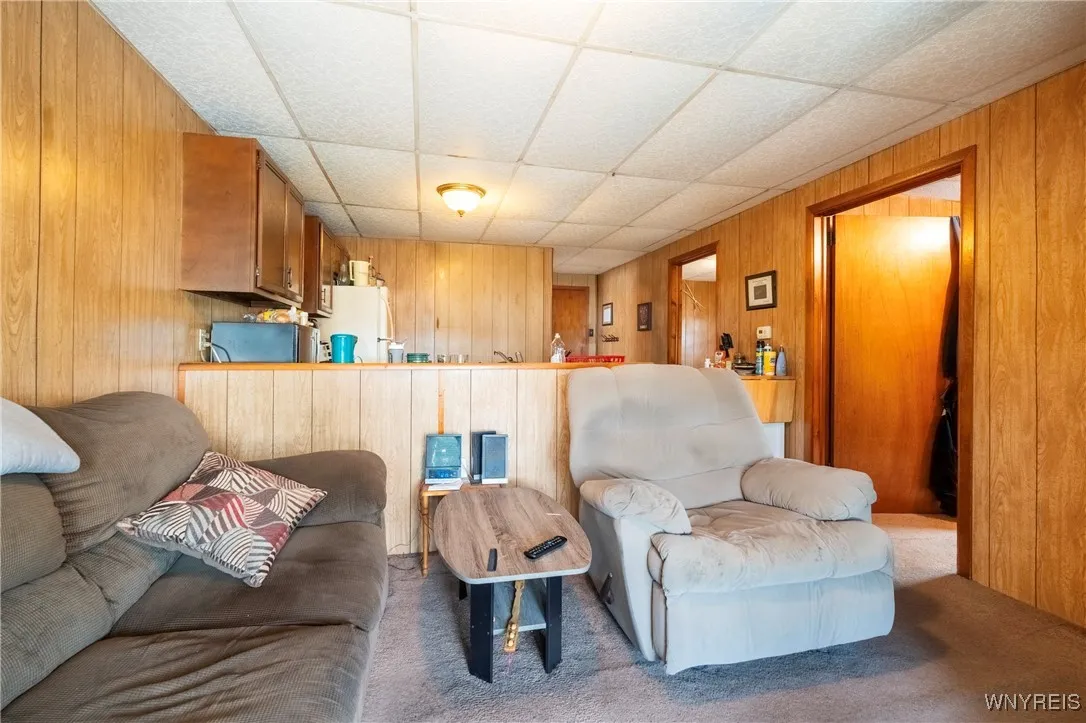 241 Willett St, Buffalo, New York 14206, Buffalo, New York 14206, 5 Bedrooms Bedrooms, ,2 BathroomsBathrooms,Residential,For Sale,241 Willett St, Buffalo, New York 14206,B1628764