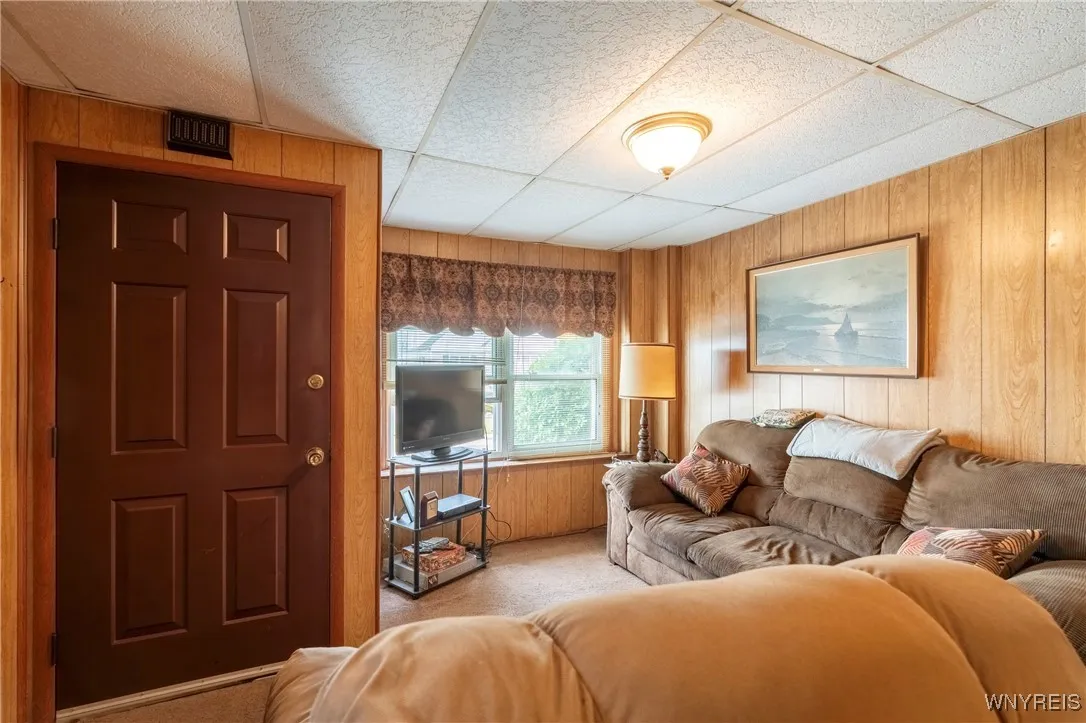 241 Willett St, Buffalo, New York 14206, Buffalo, New York 14206, 5 Bedrooms Bedrooms, ,2 BathroomsBathrooms,Residential,For Sale,241 Willett St, Buffalo, New York 14206,B1628764