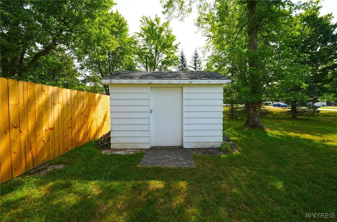 Outdoor shed