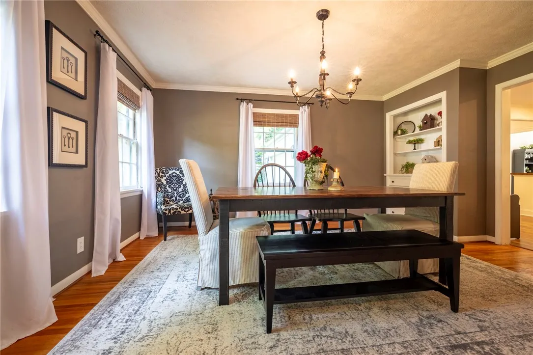 27 Shire Oaks Drive, Pittsford, New York 14534, Pittsford, New York 14534, 4 Bedrooms Bedrooms, 9 Rooms Rooms,1 BathroomBathrooms,Residential,Closed,27 Shire Oaks Drive, Pittsford, New York 14534,0,R1627996