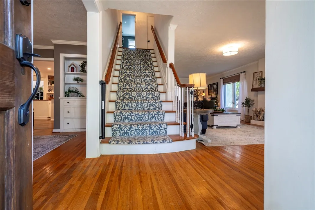 27 Shire Oaks Drive, Pittsford, New York 14534, Pittsford, New York 14534, 4 Bedrooms Bedrooms, 9 Rooms Rooms,1 BathroomBathrooms,Residential,Closed,27 Shire Oaks Drive, Pittsford, New York 14534,0,R1627996