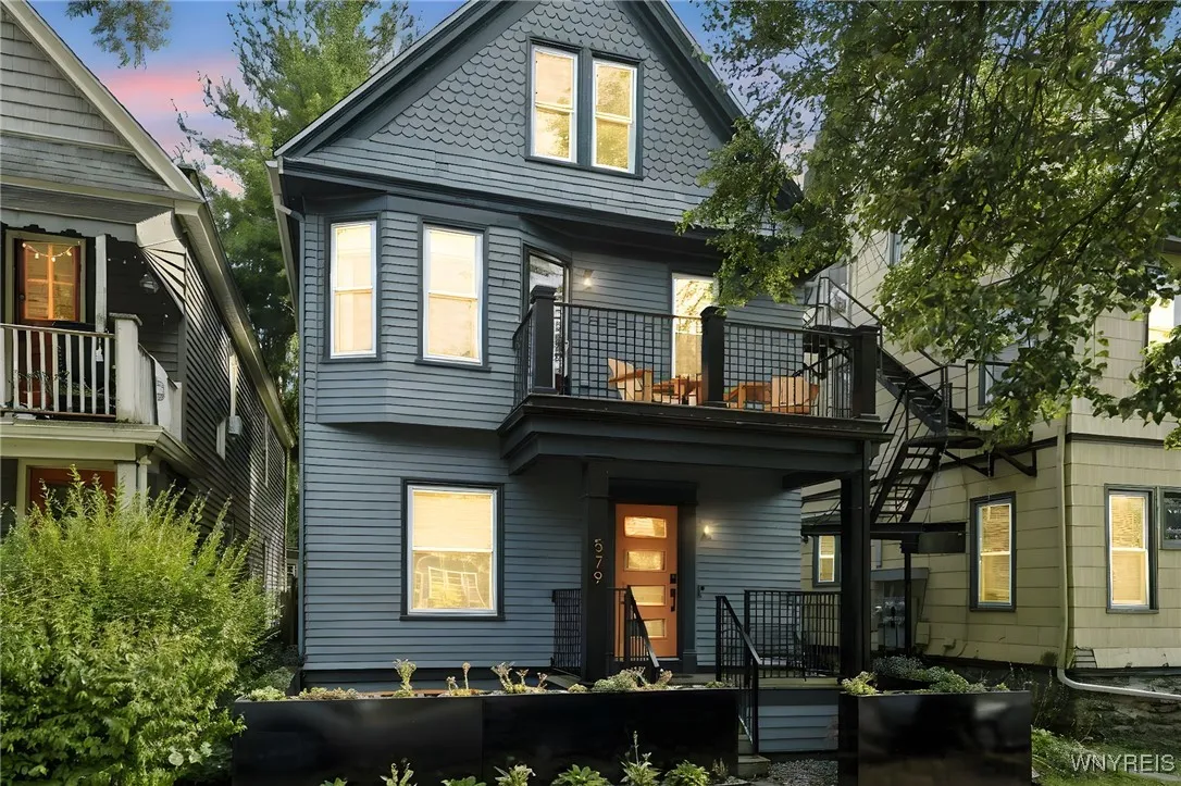 579 Breckenridge Street, Buffalo, New York 14222, Buffalo, New York 14222, 3 Bedrooms Bedrooms, 6 Rooms Rooms,1 BathroomBathrooms,Residential,For Sale,579 Breckenridge Street, Buffalo, New York 14222,B1628436