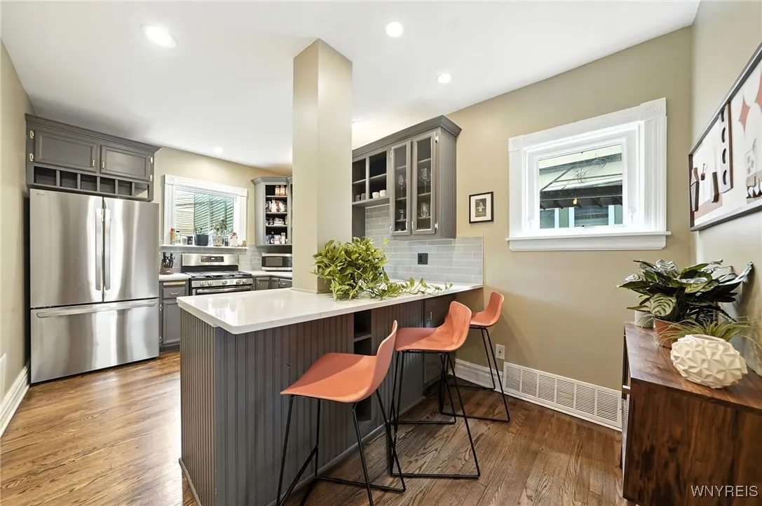 579 Breckenridge Street, Buffalo, New York 14222, Buffalo, New York 14222, 3 Bedrooms Bedrooms, 6 Rooms Rooms,1 BathroomBathrooms,Residential,For Sale,579 Breckenridge Street, Buffalo, New York 14222,B1628436