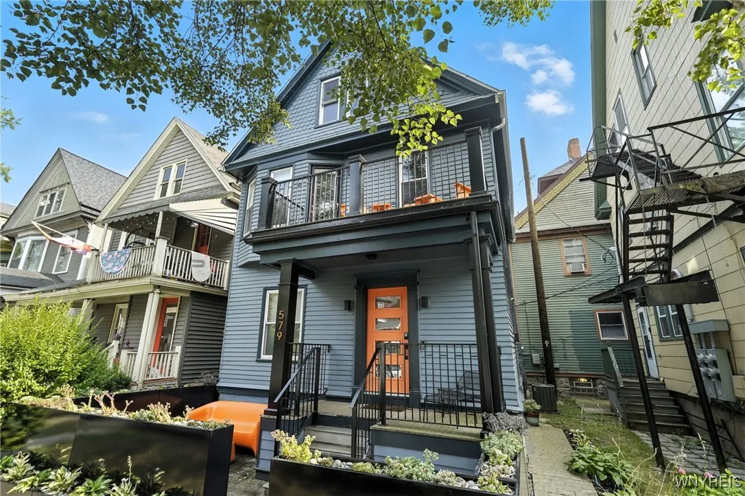 579 Breckenridge Street, Buffalo, New York 14222, Buffalo, New York 14222, 3 Bedrooms Bedrooms, 6 Rooms Rooms,1 BathroomBathrooms,Residential,For Sale,579 Breckenridge Street, Buffalo, New York 14222,B1628436