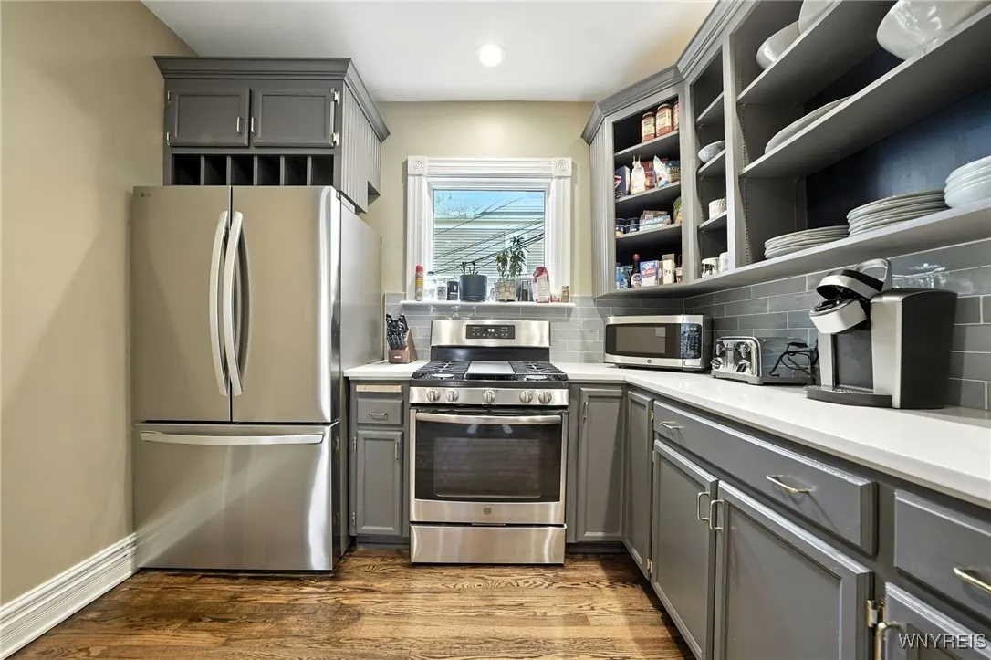 579 Breckenridge Street, Buffalo, New York 14222, Buffalo, New York 14222, 3 Bedrooms Bedrooms, 6 Rooms Rooms,1 BathroomBathrooms,Residential,For Sale,579 Breckenridge Street, Buffalo, New York 14222,B1628436