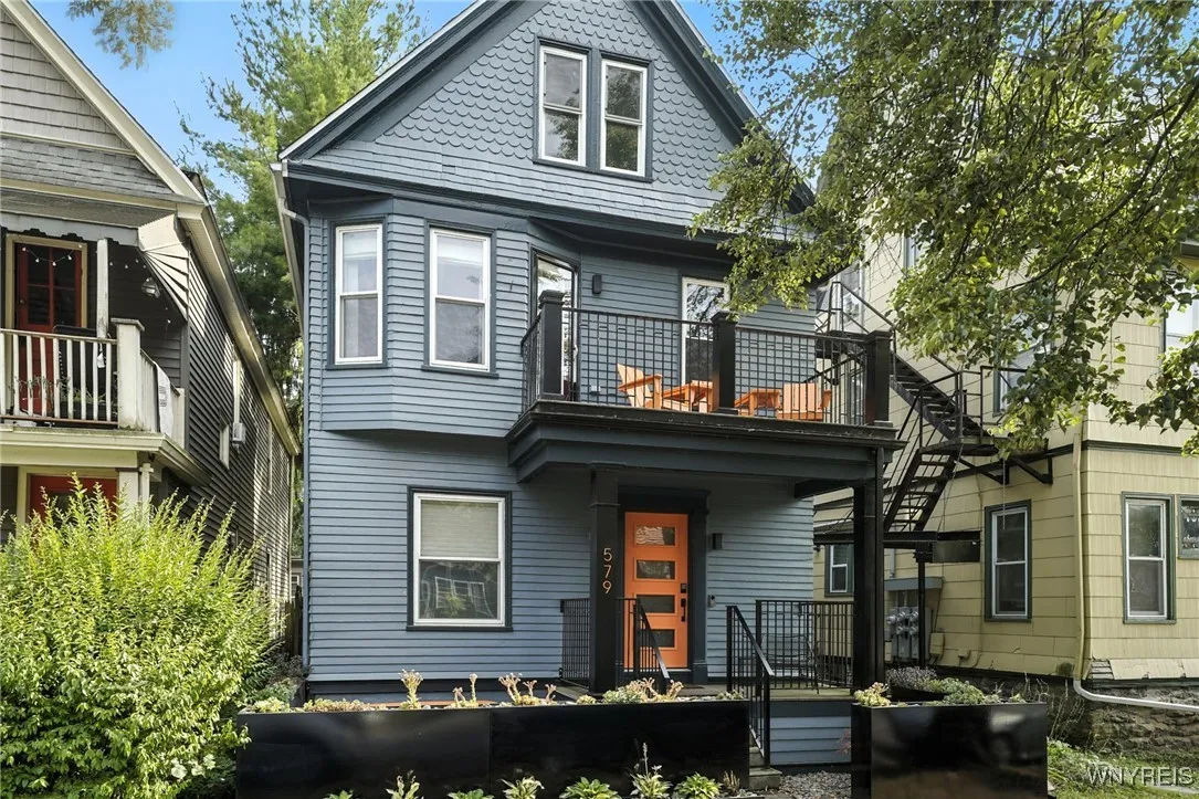 579 Breckenridge Street, Buffalo, New York 14222, Buffalo, New York 14222, 3 Bedrooms Bedrooms, 6 Rooms Rooms,1 BathroomBathrooms,Residential,For Sale,579 Breckenridge Street, Buffalo, New York 14222,B1628436