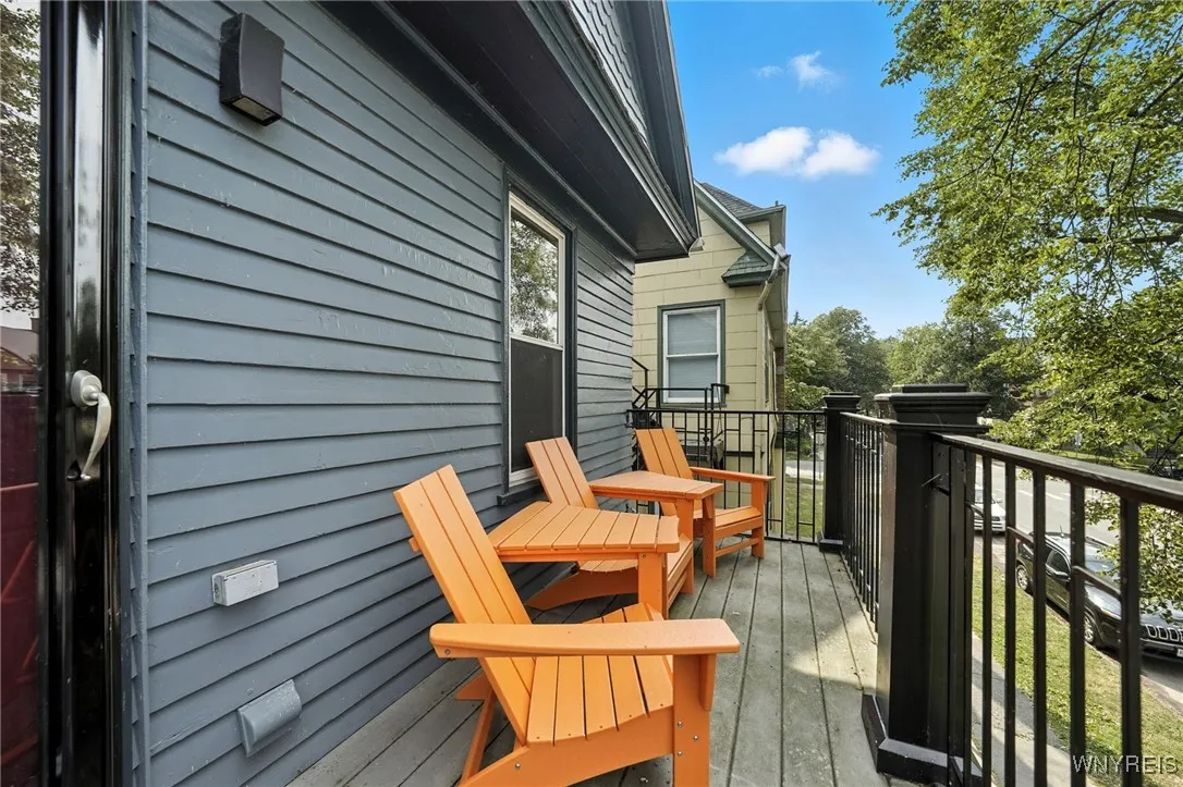 579 Breckenridge Street, Buffalo, New York 14222, Buffalo, New York 14222, 3 Bedrooms Bedrooms, 6 Rooms Rooms,1 BathroomBathrooms,Residential,For Sale,579 Breckenridge Street, Buffalo, New York 14222,B1628436