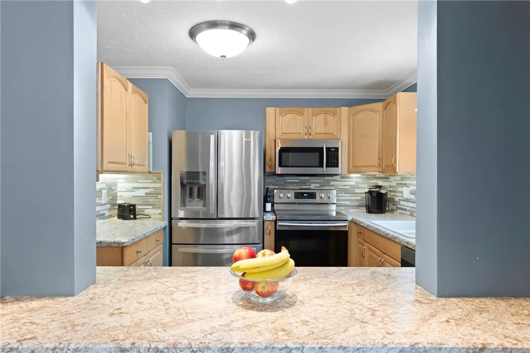 80 Wyndham Road, Rochester, New York 14612, Rochester, New York 14612, 3 Bedrooms Bedrooms, 5 Rooms Rooms,1 BathroomBathrooms,Residential,Closed,80 Wyndham Road, Rochester, New York 14612,0,R1628976